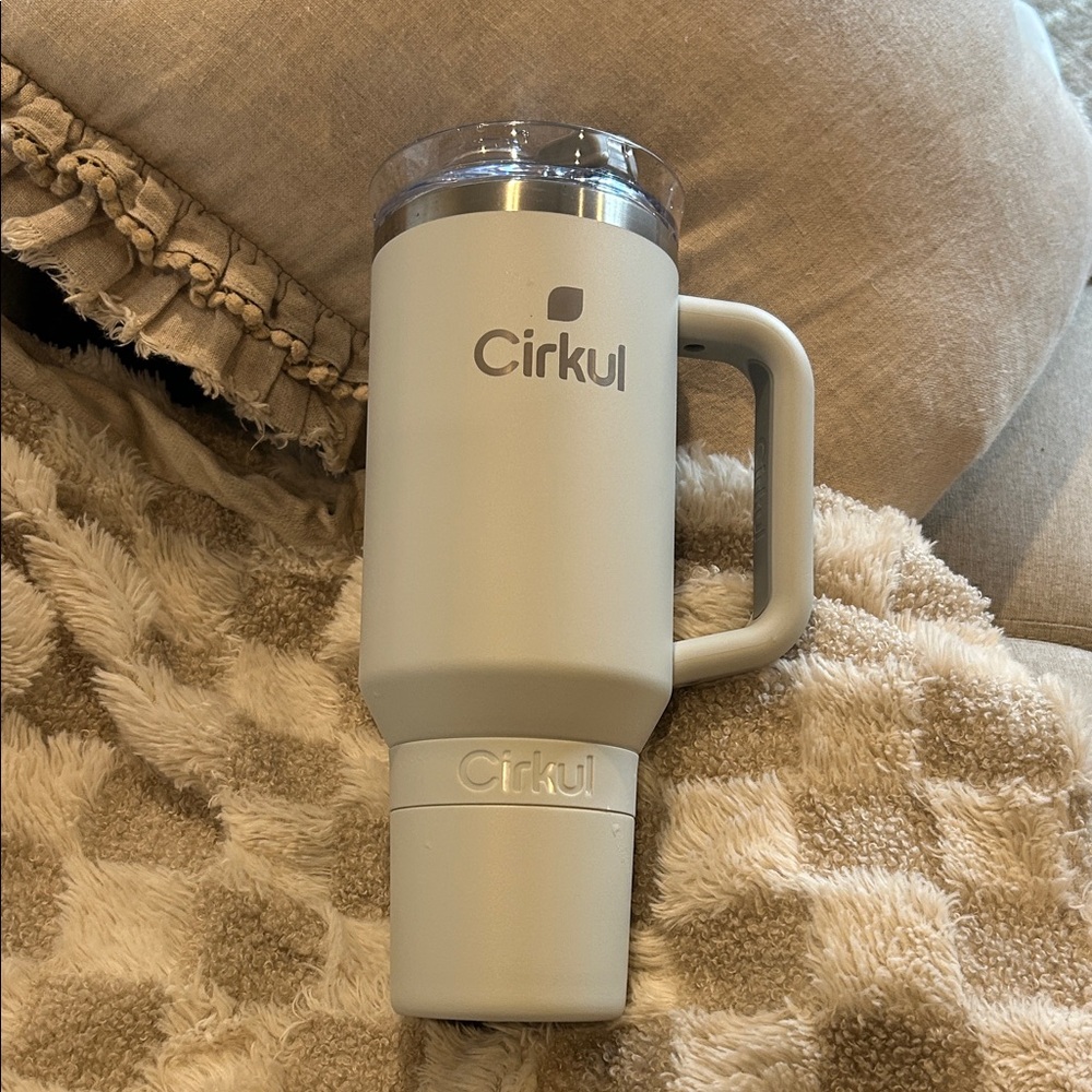 Cirkul Insulated Tumbler with Handle
